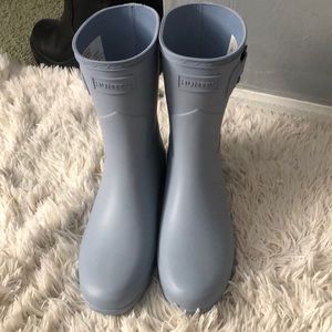 BRAND NEW Hunter short rain boots PASTEL BLUE